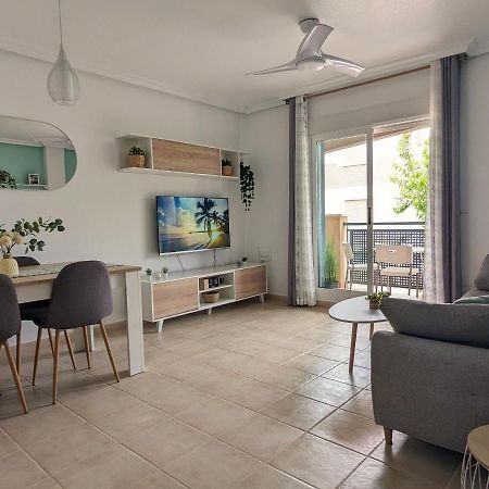 Apartamento Las Palmeras - Con Terraza, Barbacoa, Aire Acondicionado Y A 250M De La Playa! Los Alcázares Dış mekan fotoğraf