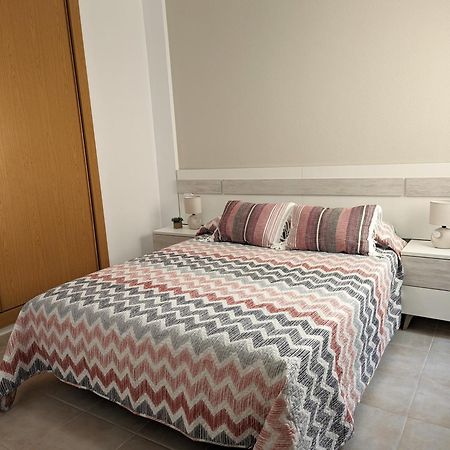 Apartamento Las Palmeras - Con Terraza, Barbacoa, Aire Acondicionado Y A 250M De La Playa! Los Alcázares Dış mekan fotoğraf