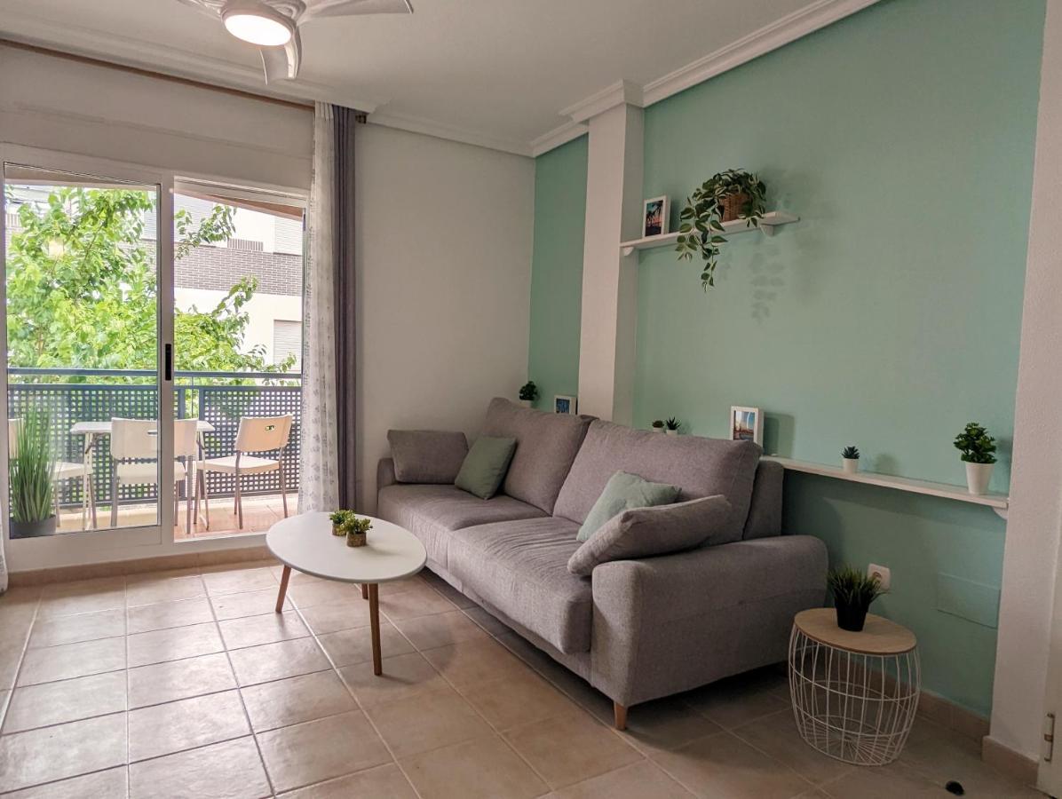 Apartamento Las Palmeras - Con Terraza, Barbacoa, Aire Acondicionado Y A 250M De La Playa! Los Alcázares Dış mekan fotoğraf
