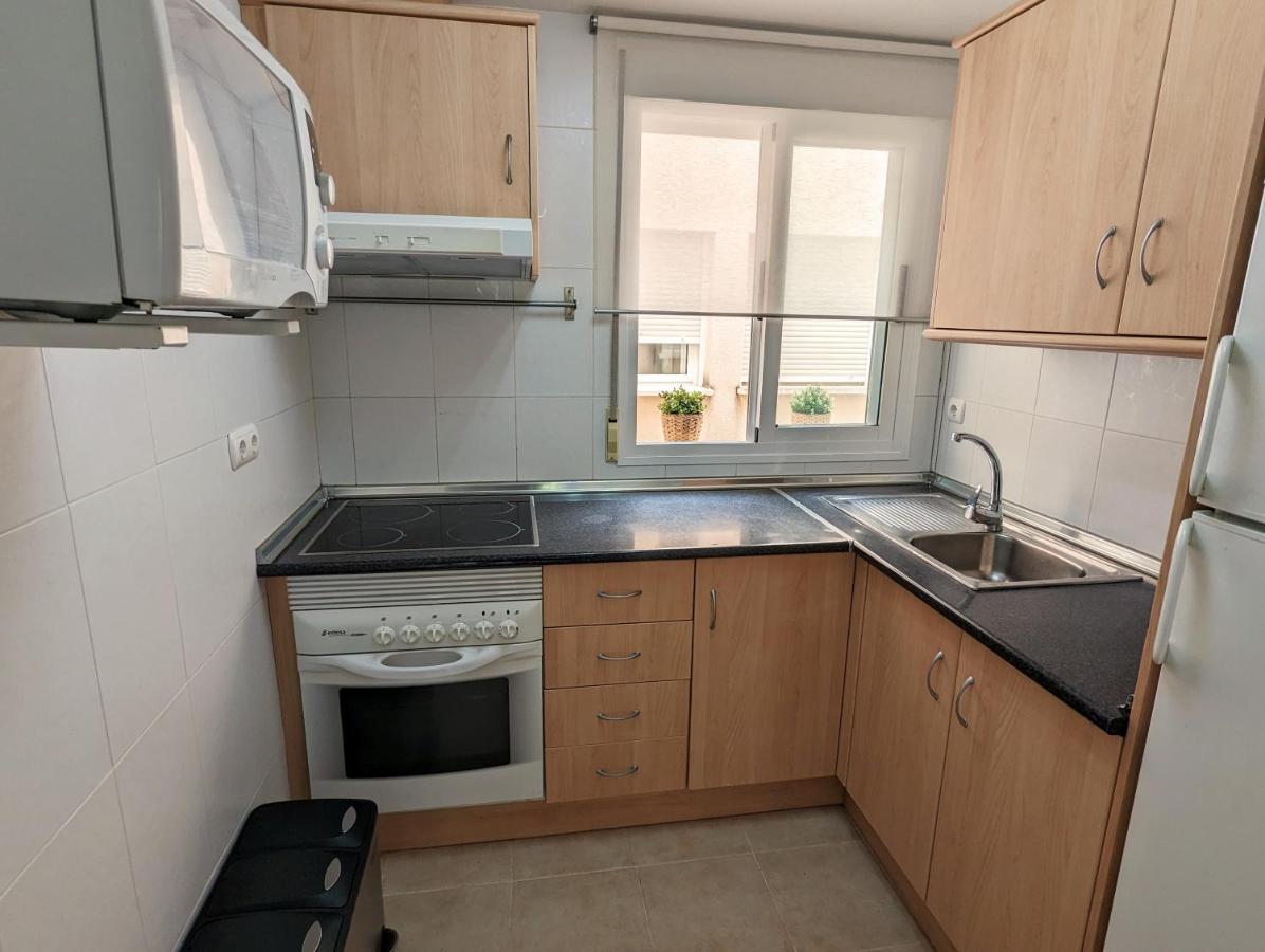 Apartamento Las Palmeras - Con Terraza, Barbacoa, Aire Acondicionado Y A 250M De La Playa! Los Alcázares Dış mekan fotoğraf